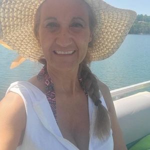 Meet your Posher, Pamela